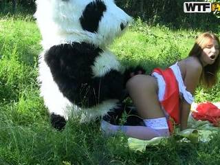 Худенькая японка